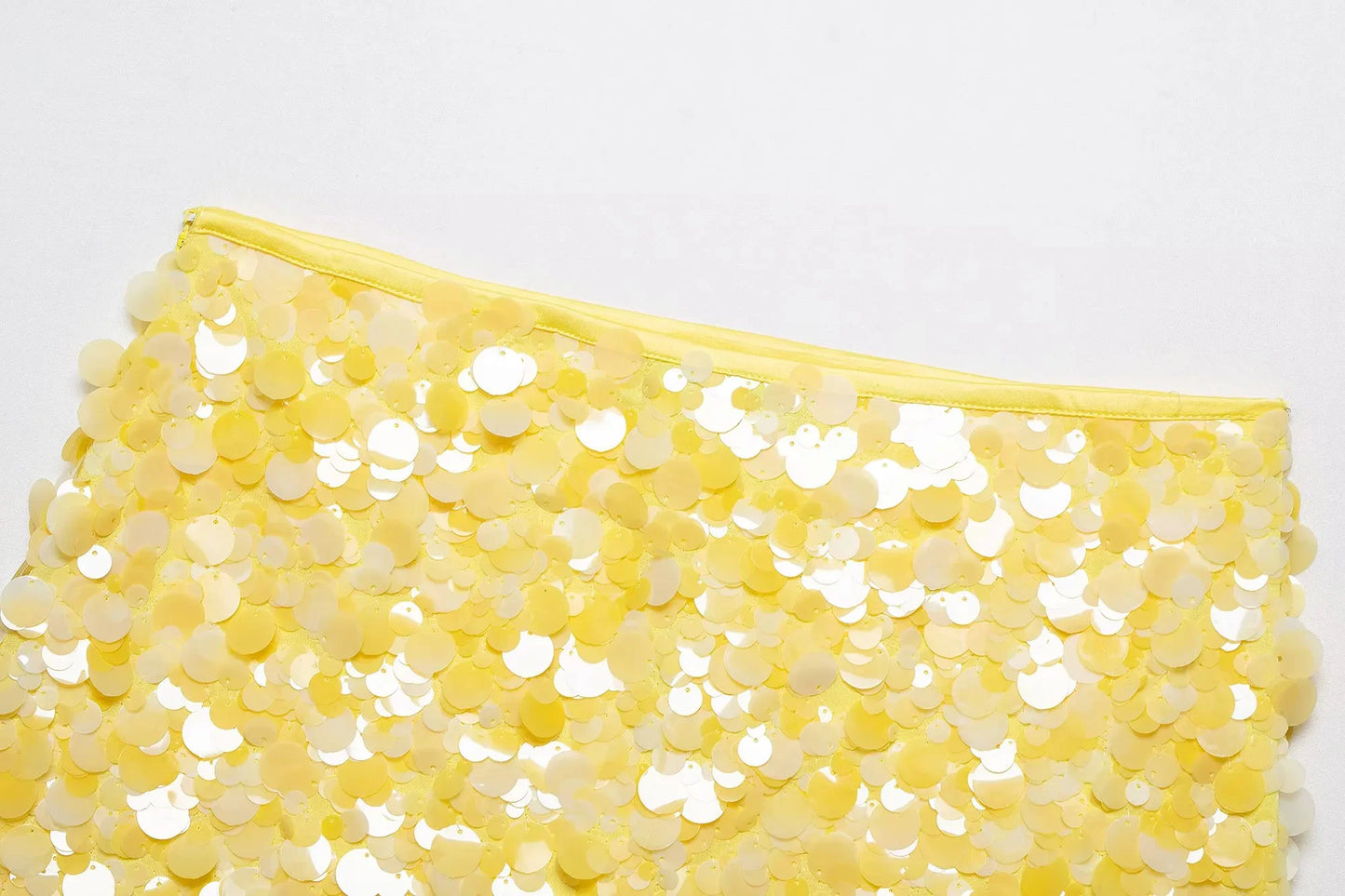 TRAFZA 2025 Spring Summer Sexy Butter Yellow Women Skirts Fashion Streetwear Beading Solid Straight Chic Ladies Mini Skirts