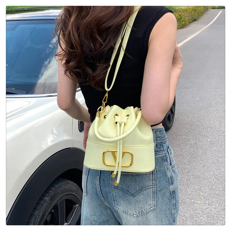New Arrival Minimalist Tote - 2025 New Clean-Lined Pure Color Design with Spacious Compartment for Commute & Daily Essentials