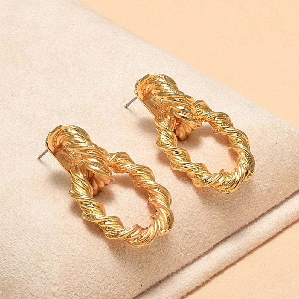 Trendy Bracelet Golden Metal Bracelet Wholesale Of Women's Accessories Round Hoops Bracelet