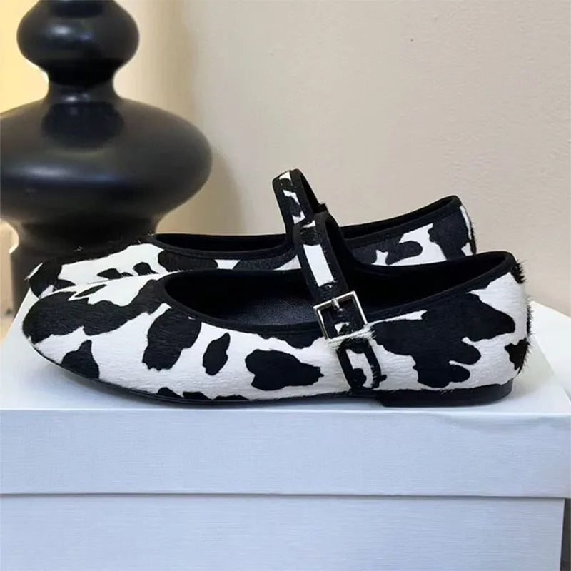 Elegant Buckle Strap Round Toe Mary Jane Flats For Women