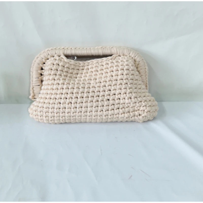 Fashion High-end Clutch Bag Hand-crocheted Clip Bag Simple Versatile Chain Cloud Bag New Leisure Travel Women's Underarm Bag
