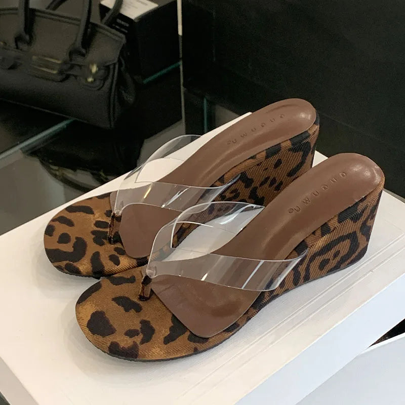 Fashion Transparent Women Wedges Slippers Shoes Female Flip flops Sandals Slides Round Toe Ladies Wedges Slippers Shoes Pumps