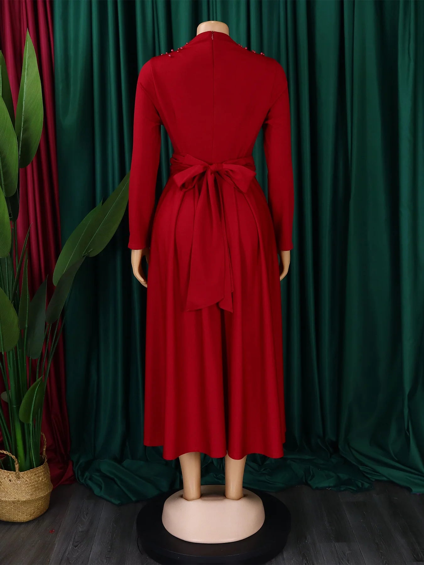 Fashionable High-collar Elegant Embroidered Large Dress Women Waist-shaping African Dress Trendy Plain Pattern Long Skirt