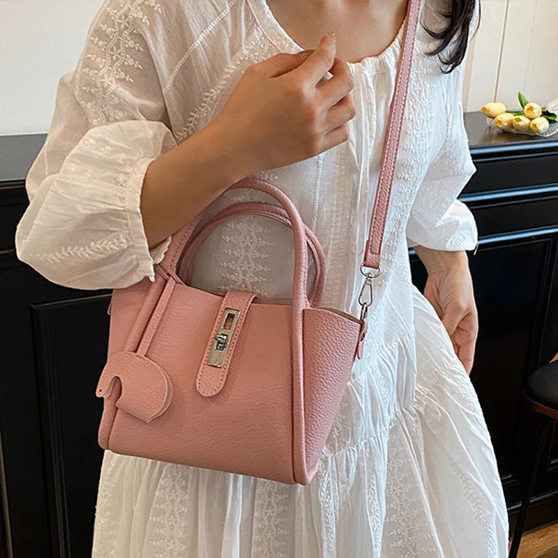 Fashion Design Women Bucket Bag Brand Trendy Basket Bag Versatile Simple Solid Color Texture Women's Bag Shoulder Crossbody Bag