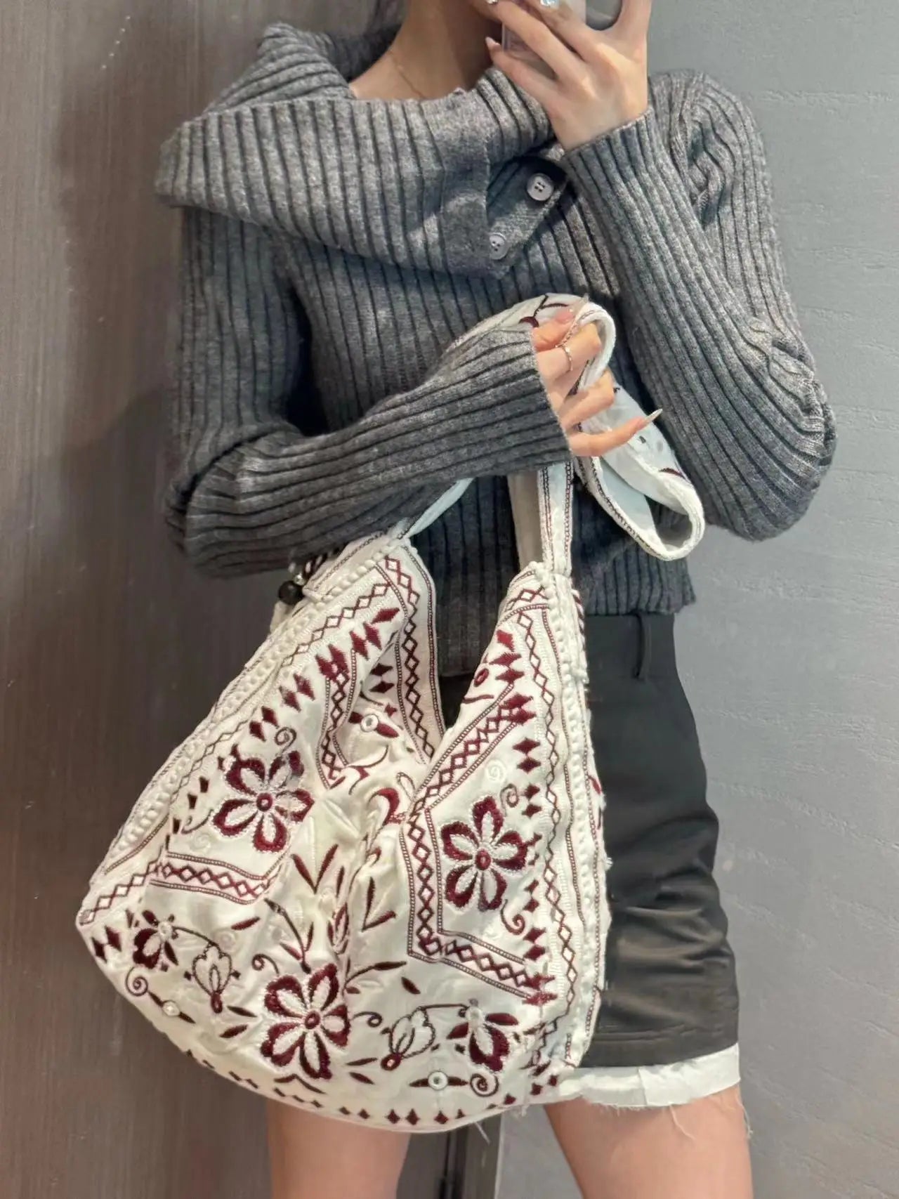 High Quality Original Design Velvet Embroidery Fringe Cloth Bag Shoulder Large Capacity Cross Body Tote Bags for Women