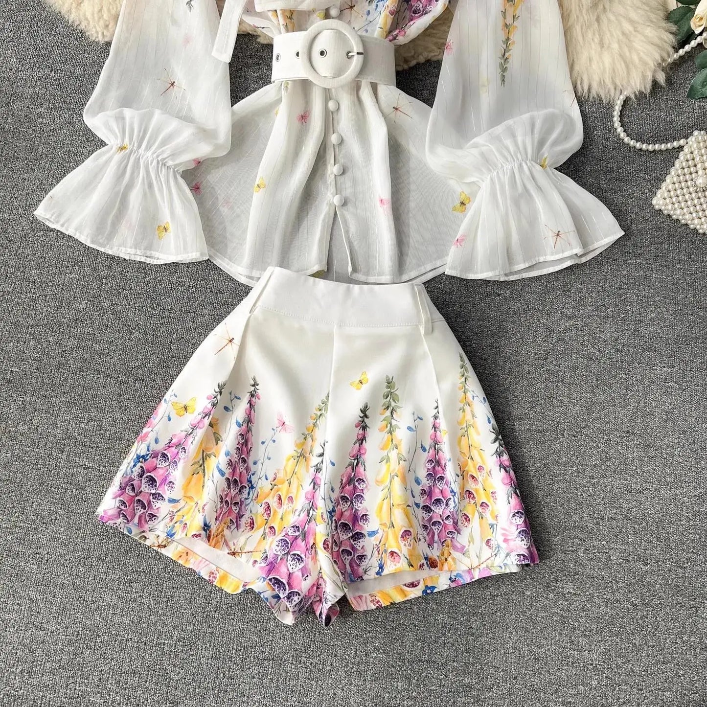 Women's Outfits Bright Silk Chiffon Shirt Blouse Top + Belt Shorts Two Piece Sets Summer Holidays Lavender Flower Shorts Suit
