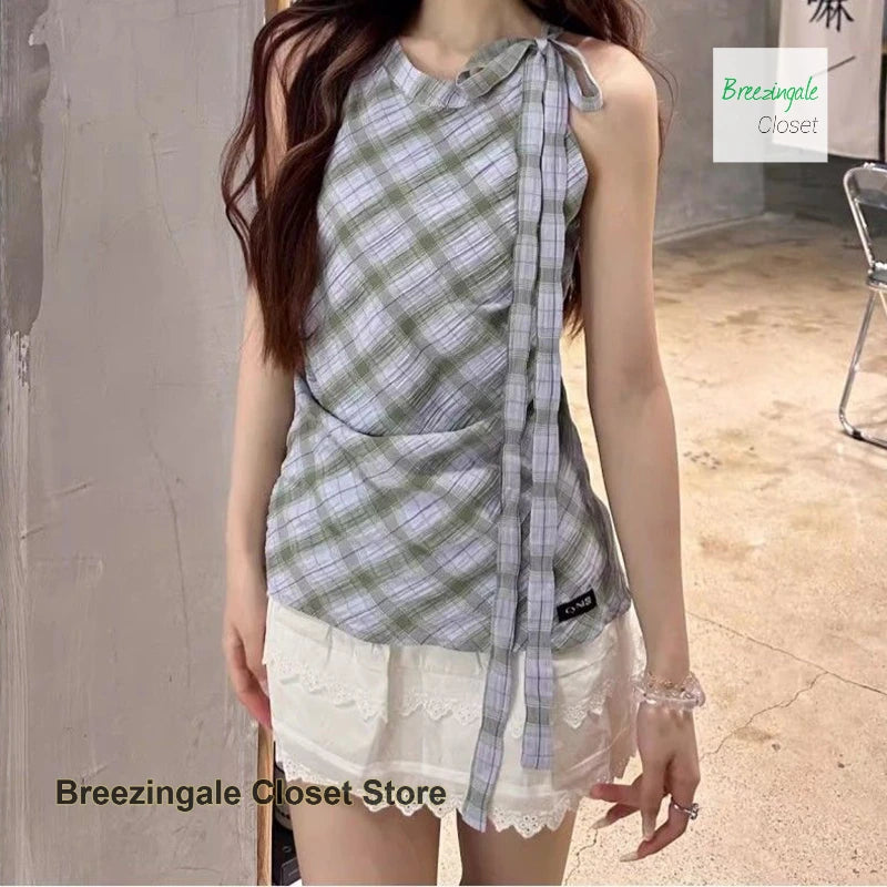 Korean Plaid Lace Plaid Hanging Neck Fake Two-Piece Shirt Women's Summer New Stacked Sleeveless Shirt Design Sense Small Top