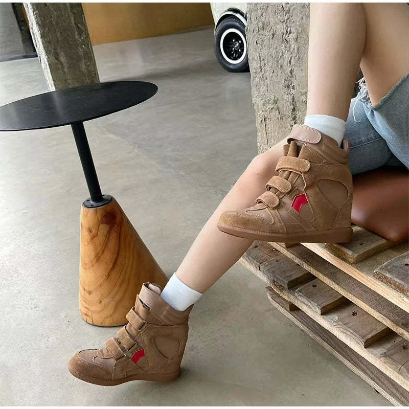 Thick-soled Casual Sneakers New Women's Versatile Fashion Casual Shoes Stylish Retro High-top Design Comfortable Sports Shoes