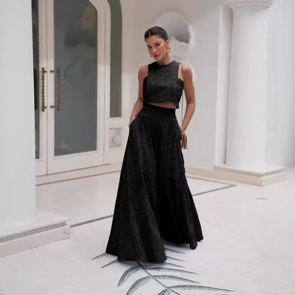 Women Hollow Out Sleeveless Embroidery Two-Piece Set 2025 O-Neck Blouse + Lace Pockets Skirt beach New Two Piece Set