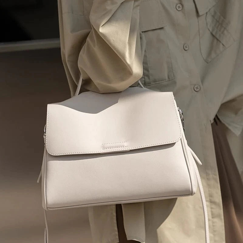 Women's Cowhide Genuine Leather Shoulder Bag Female Fashion Luxury Designer Handbags Ladies Commuting Large Capacity Bucket Bags