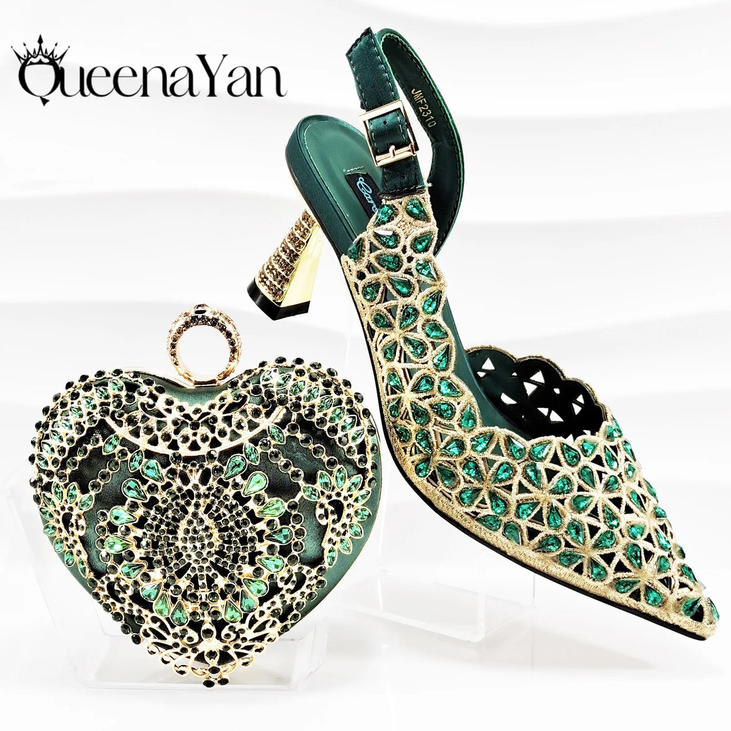 Happy Time Boutique, Exquisite Mini Bag with Pointed Toe Shoes, Sexy Stiletto High-Heeled Shoes, Small Metal Bag in Hand