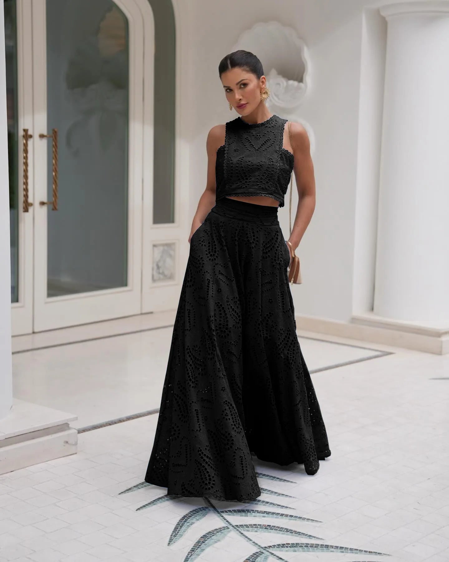 Women Hollow Out Sleeveless Embroidery Two-Piece Set 2025 O-Neck Blouse + Lace Pockets Skirt beach New Two Piece Set