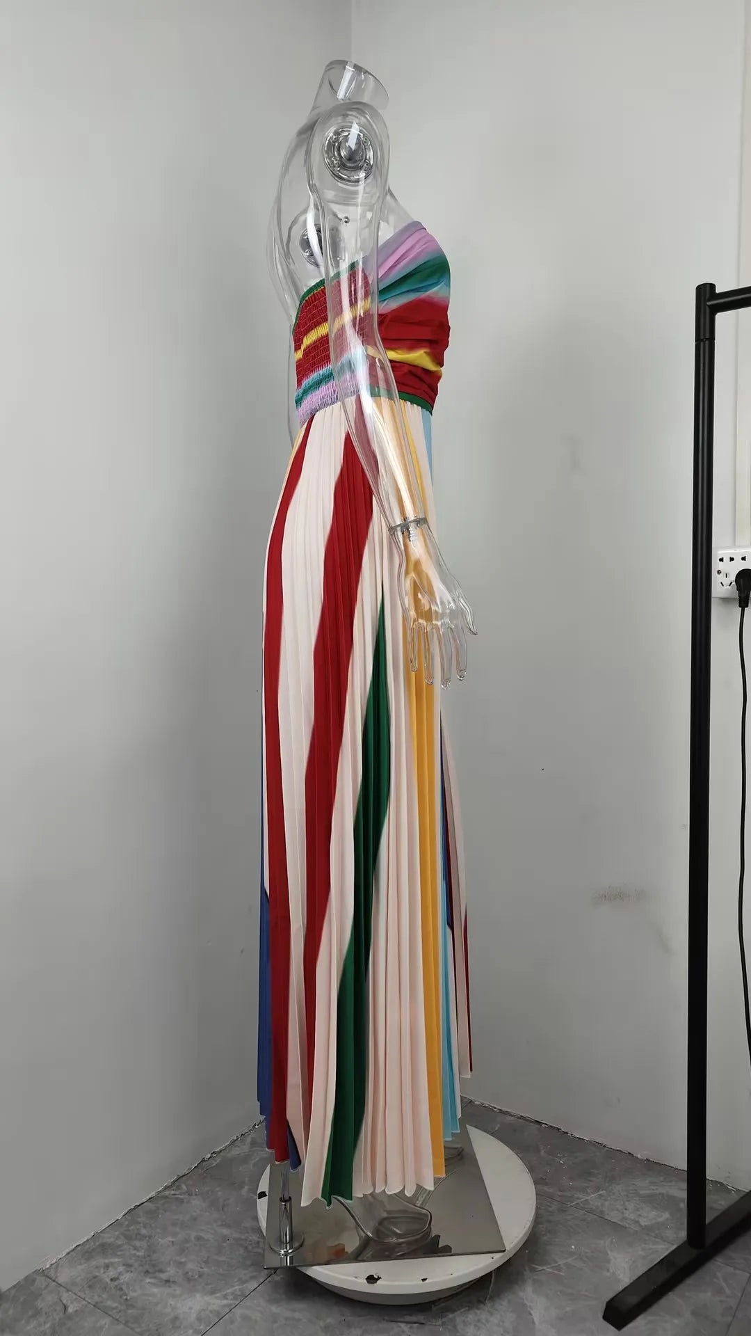 Elegant Sexy Off Shoulder Tube Tops Colorful Stripes Maxi Dress Women Sleeveless Color Collision Wrinkles Irregular Party Dress