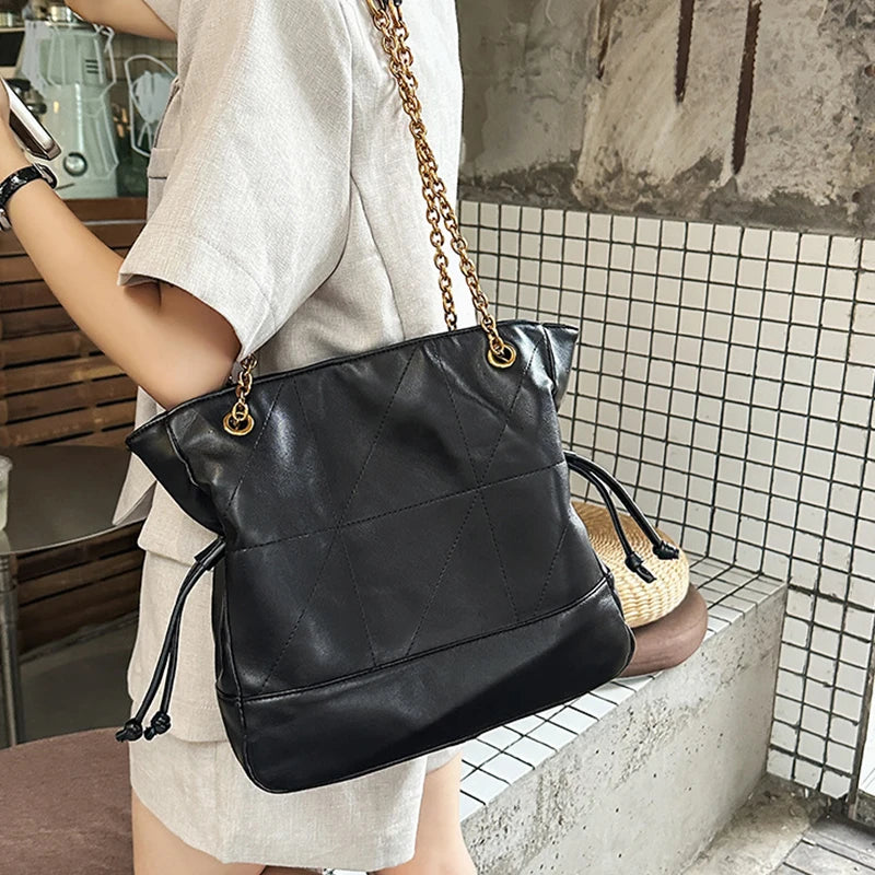 Brand Diamond-shaped Underarm Bag New Women Luxury Retro Fashion Versatile Drawstring Chain Bag Textured Hardware Shoulder Bag