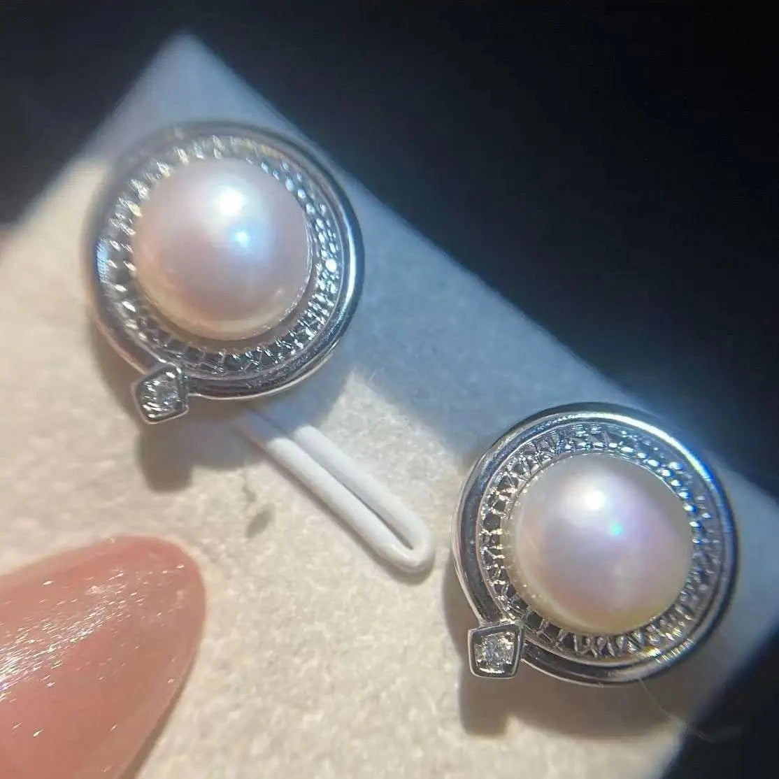 As picture Inlaid Bow Earrings 7-8MM Freshwater Pearl Earrings Women Pearl Jewelry Earrings 14K Trendy Party Gold Filled Crystal