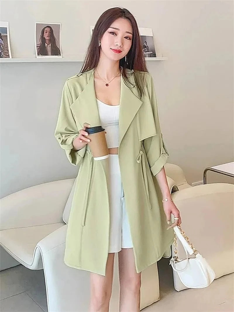 Autumn Windbreaker New Women's Thin Coat Korean Version 2023 Single-Layer Fashion Drawstring Slim Trench Coat Top with 3/4 Sleev