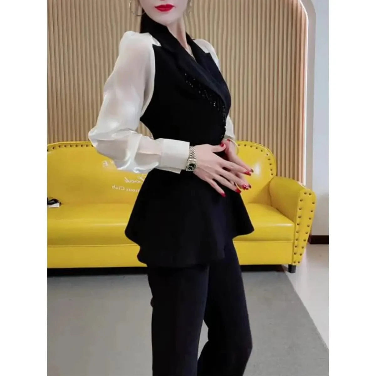 Beige Sets / XXXL Spring 2025 New Fashion Foreign Style Suit Femininity Skinny Splicing Bubble Sleeve Top Pants Two-piece Set Lady Summer Suits