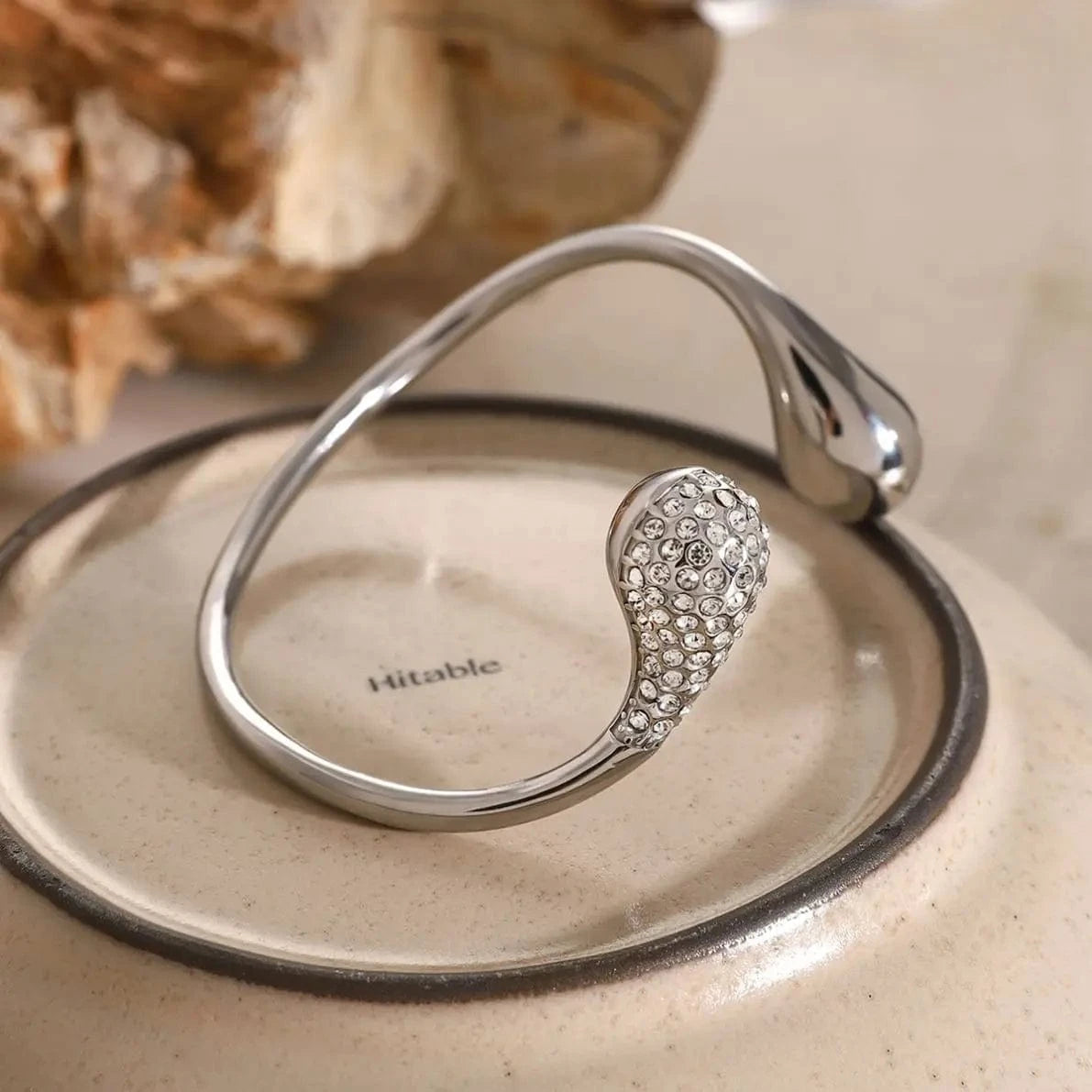 BG873 18k Gold Stainless Steel Asymmetrical Teardrop Crystal Open Bangle Bracelet