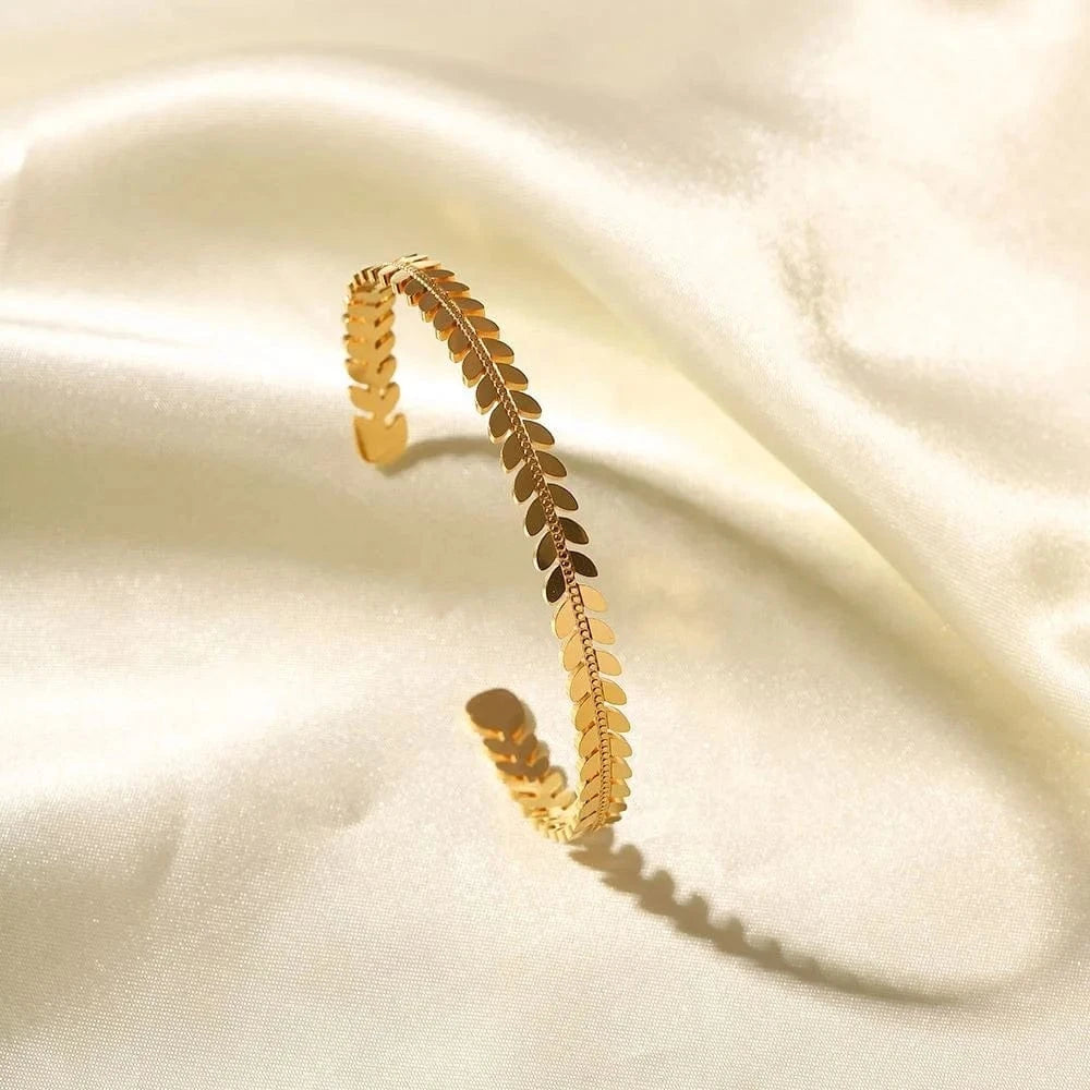 BG920 / Pictures / BG920 BG920 New Trendy 18k Plated Stainless Steel Jewelry Non Tarnished Bracelet Opening Leaves Bangles