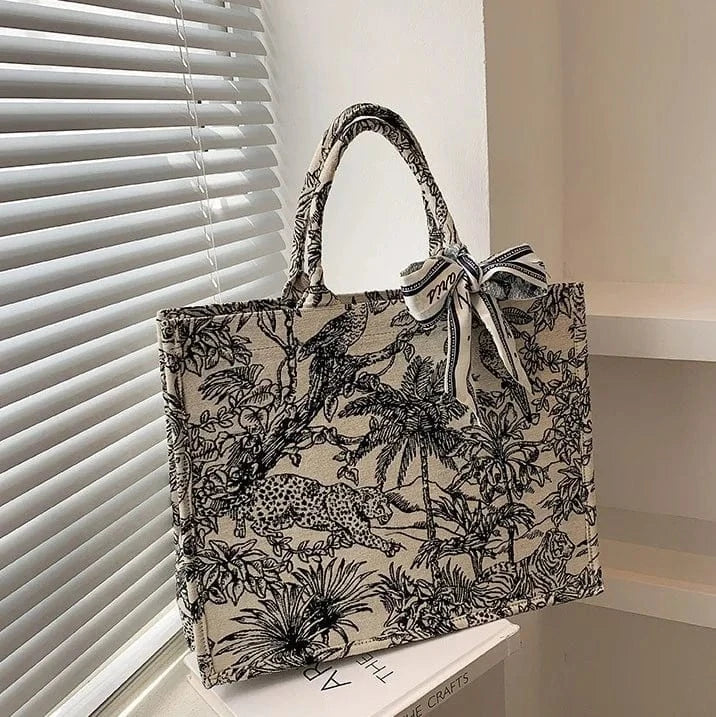Black-large Wholesale New Fashion Large Handbags With Scarf 2024 Light Lady Tote Bags Lady Design Purses for women