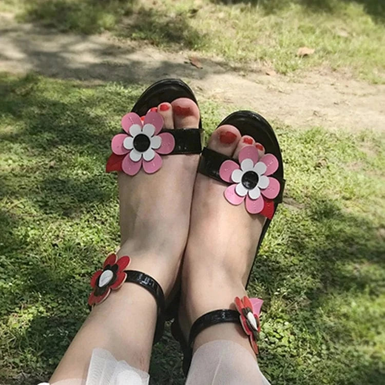 Black peach heart patent leather high-heeled sandals with beautiful flowers stiletto leather ladies temperament