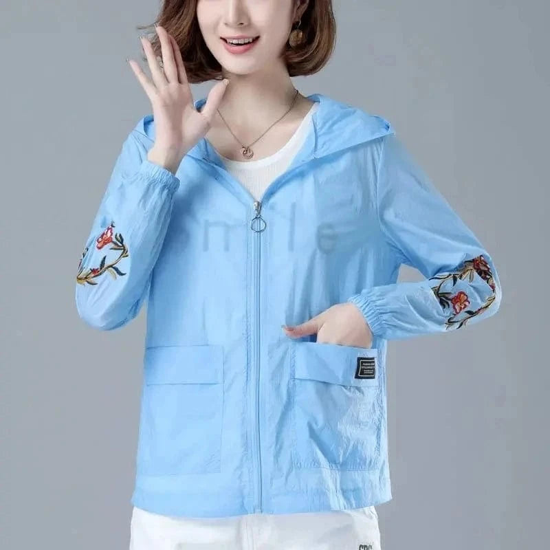 Blue / XXXL Spring Thin Short Mom Jacket Women 2025 New Breathable Sun Protection Clothing Femme Middle-Aged Mom Summer Sun Protection Shirt