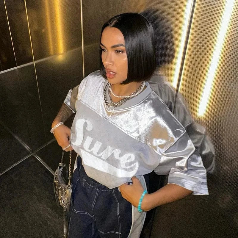 Bomblook Z802TP01 2024 Summer Letter Printed Mesh Patchwork T-Shirts Women V-Neck Short Sleeve Loose Crop Top Summer For Ladies