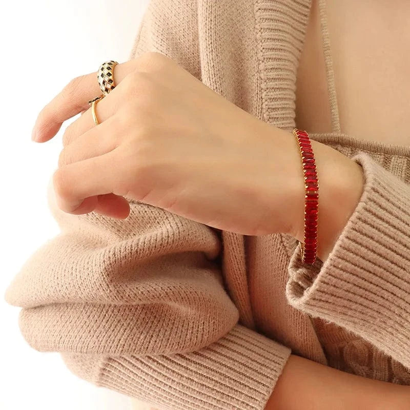 Bracelet red IVIAPRO Jewelry New Arrival Luxury Non Tarnish & Waterproof Shiny Baguette Stainless Steel 18K Gold Plated Statement Necklace