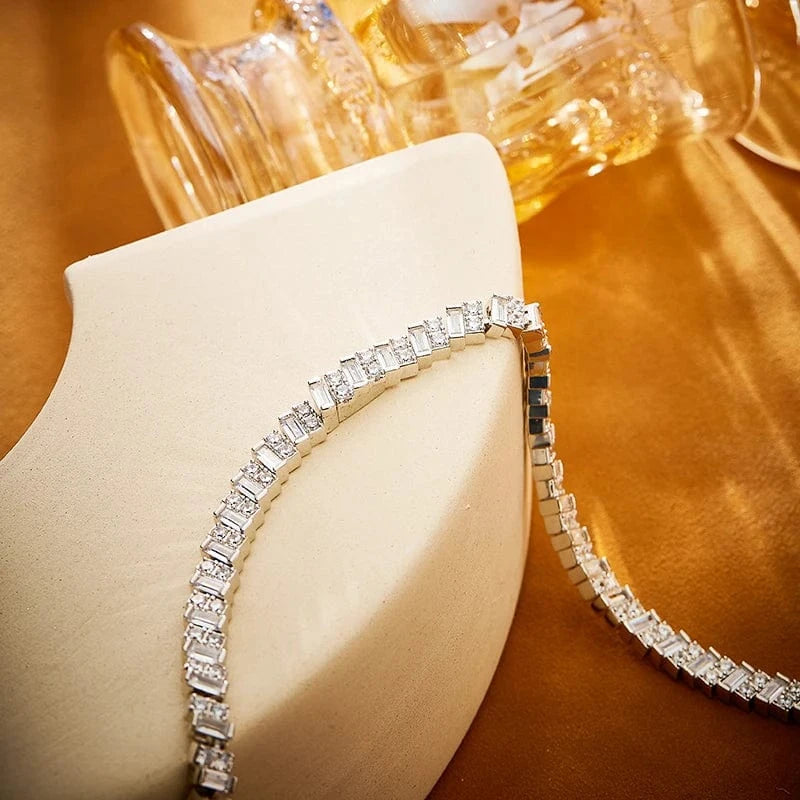Brass Plated 18K Gold with Zircon Inlaid Fashionable High-End Simple Square Women's Bracelet for Wedding Party Religious Style