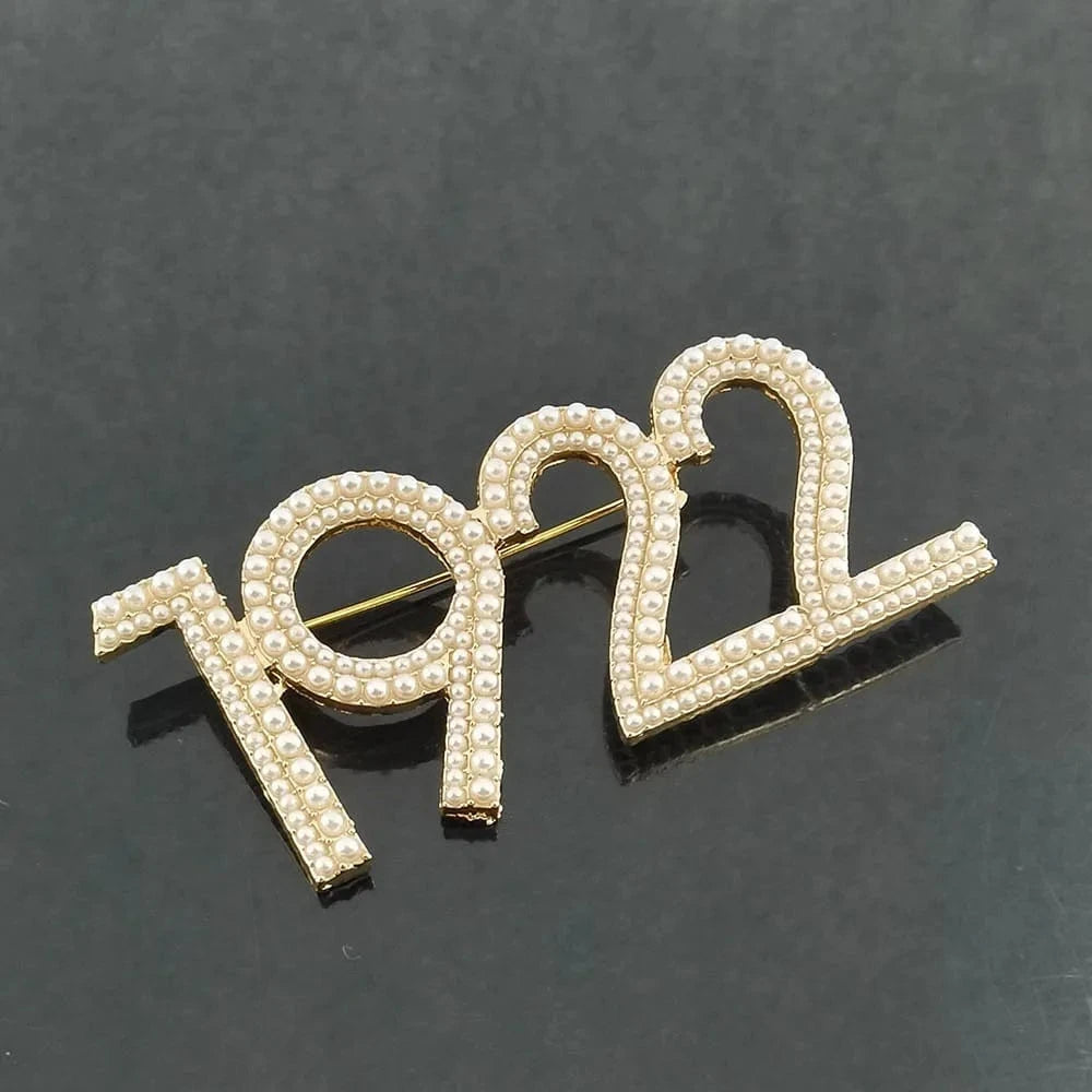 brooch / 2 / as picture show Zeta Phi Beta Alpha Delta Sigma Greek Year Lapel Pins Sorority Designer 1920 1922 Brooches Pin For Women Accessories