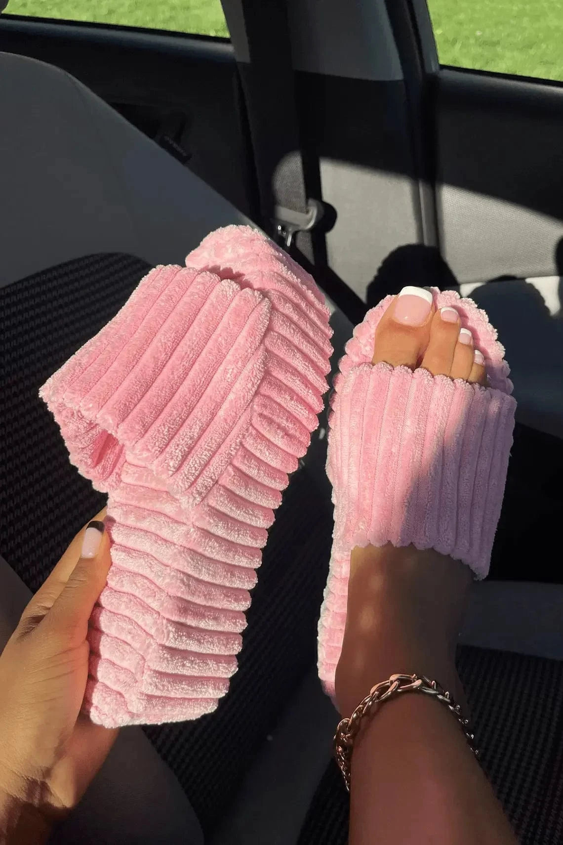 BUSY GIRL KX4562 Women Sandals 2024 Trending Slippers For Women Pink Green Flat Sandals Platform Heels Ladies Towel Slippers