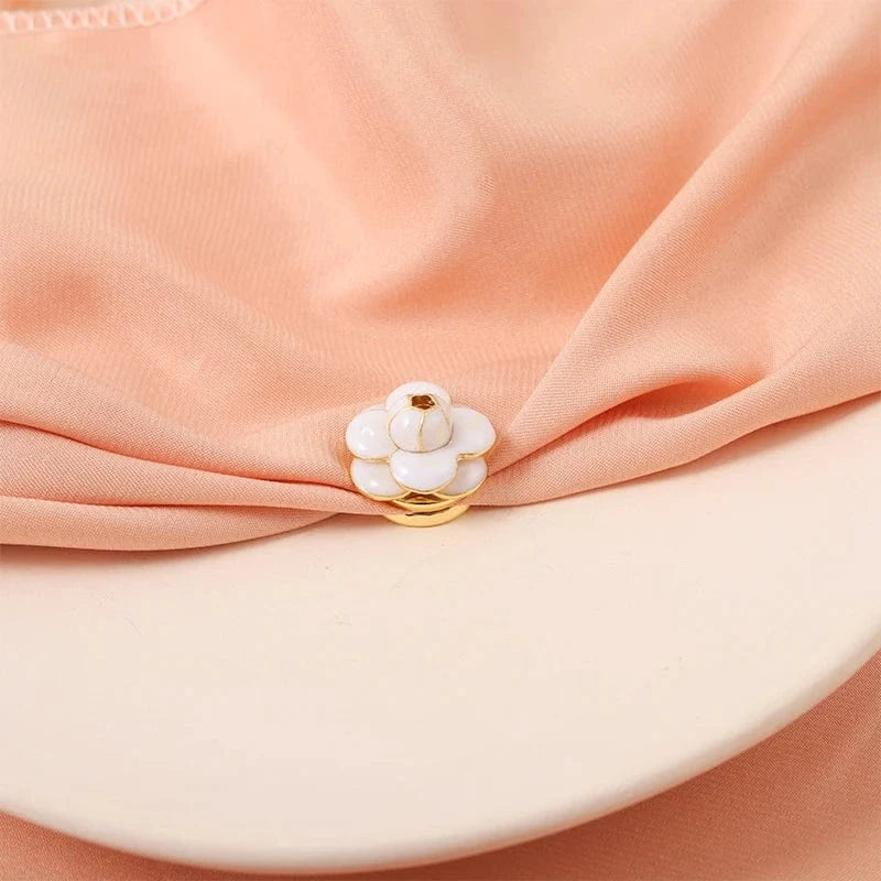 Can Customize Flower Brooch Gift In The Style Of Celebrities Clothes Hat Bag Pin Badge Button Lapel Pin Give Women Gift Decora