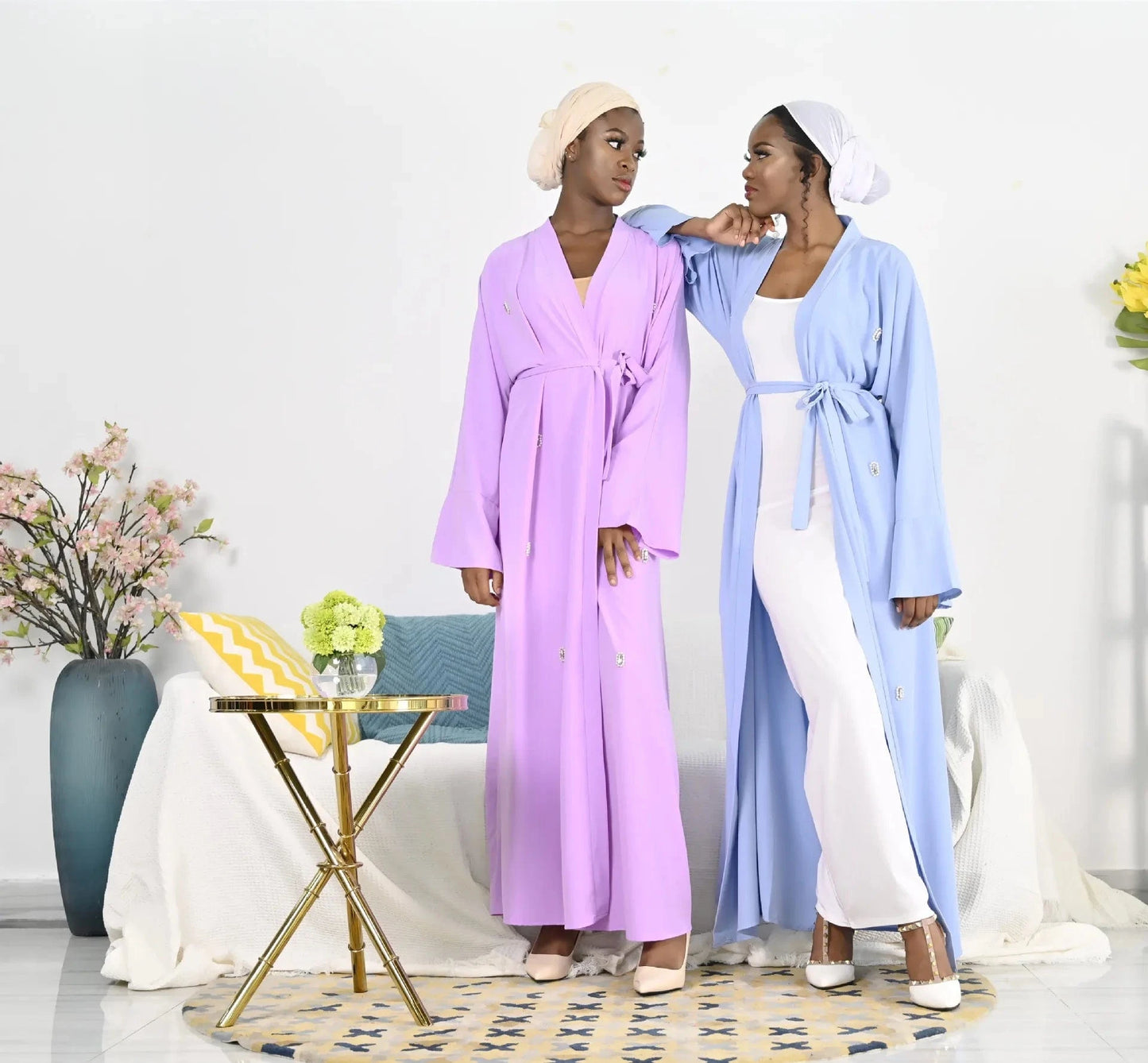 Celebrity Style Beaded Flower Pattern Long Women Dubai Open Muslim Cardigan Abaya Black Muslim Abaya