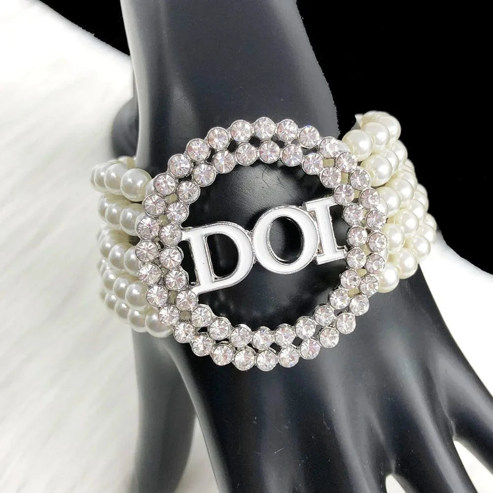classic / rhinestone Greek Sorority Multichmber Pearl Rotundity DOI Letter Charm Bracelet Brooch Jewelry