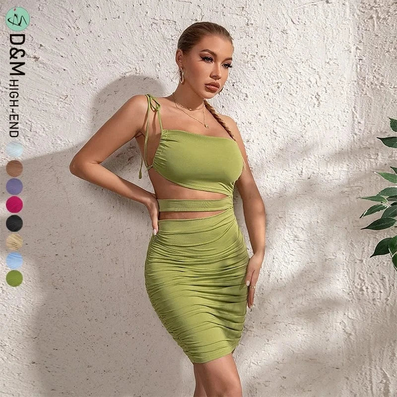 D&M Hot Sell 2024 New Sexy One Shoulder Ruched Sheath Dress Women Mini Length Cut Out Waist Scrunch Butt Bodycon Dress