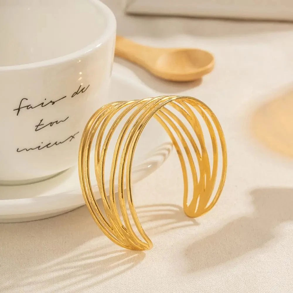 Dainty / Picture / BR984 BR984 Hollow Out Design Multilayer Bracelet 18K PVD Gold-plated Stainless Steel Texture Bracelet for Women