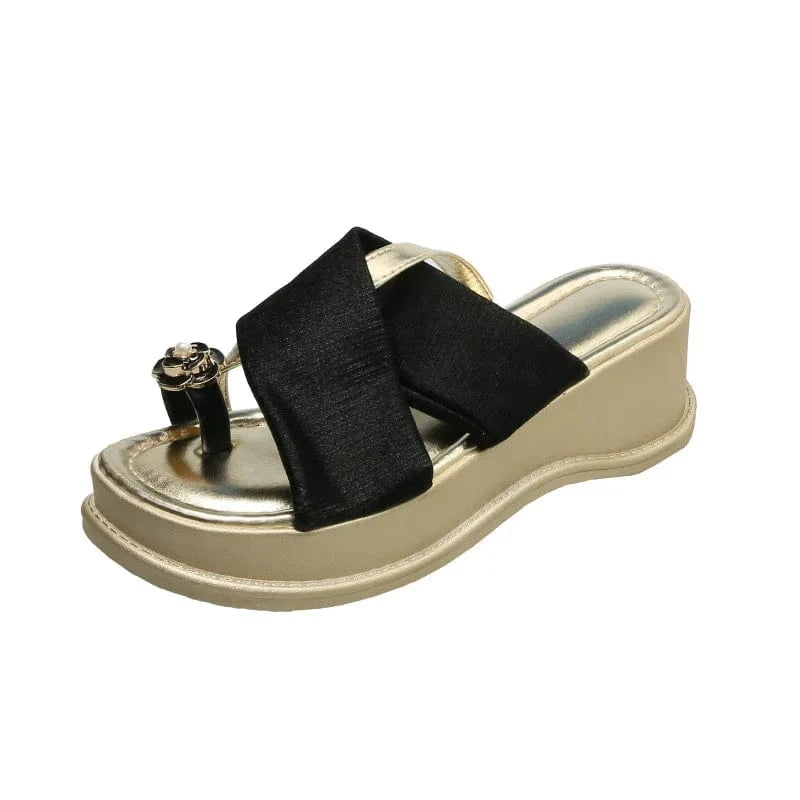 Dropshipping Custom Logo New Design Chunky Platform Slippers Women Outdoor Beach Sandals for Ladies