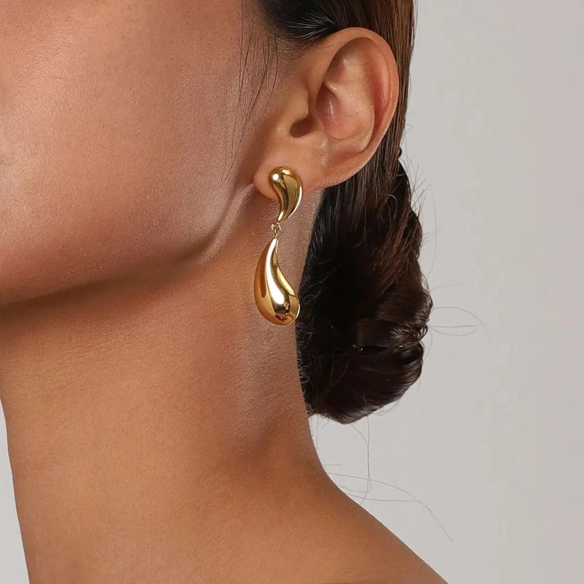 E1861 E1861 Waterproof Stainless Steel 18K Gold Plated Tear Drop Bulky Chunky Hollow Water drop Stud Post Earring