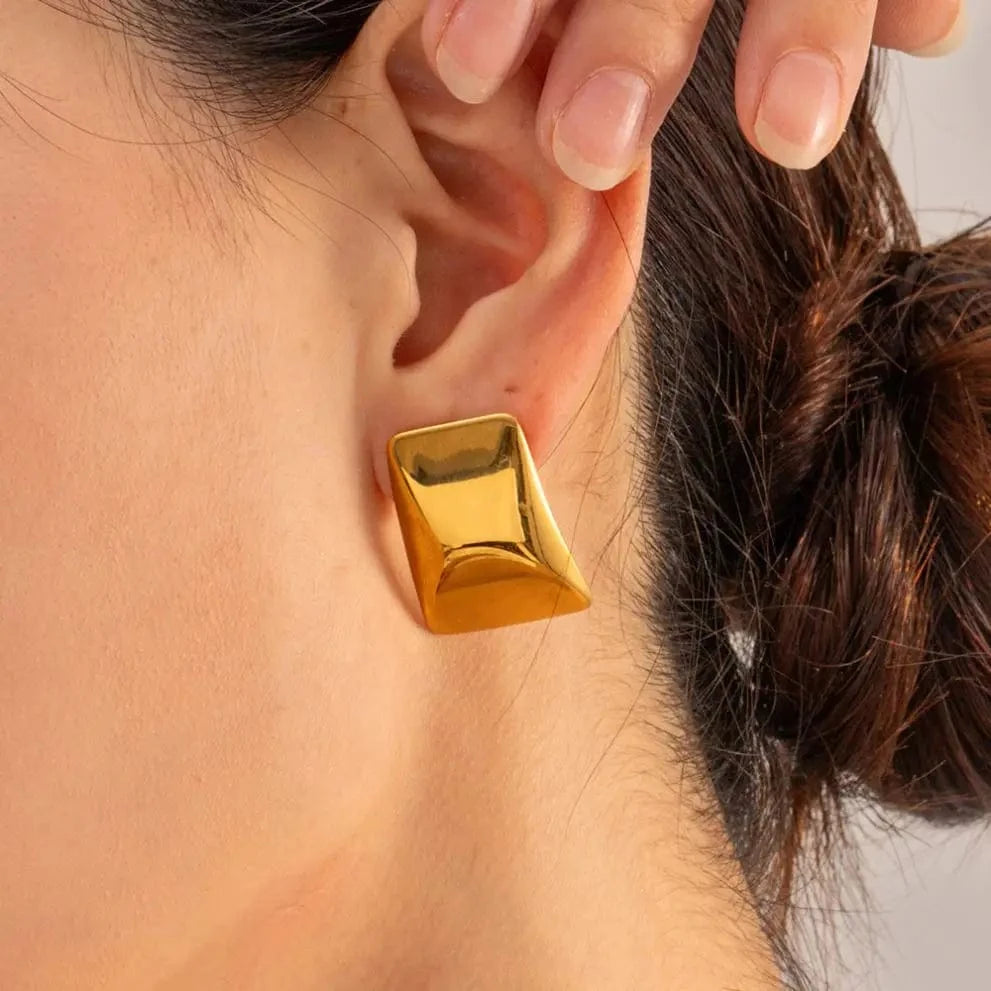 E1904 Luxury Geometric Earrings Women Stainless Steel 18K Gold Plated Smoothly Square Stud Earrings