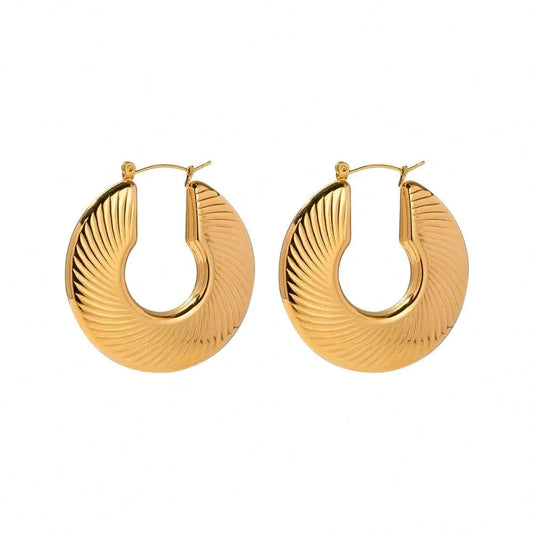 E1935 E1935 18K Gold Plated Stainless Steel Jewelry CC Shaped Charm Thread Texture Earrings for women