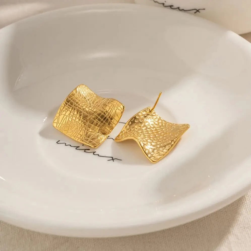 E2065 E2065 Waterproof 18K Gold Plated Square Crease Earring Stainless Steel Scratch Stud Earrings for Girls