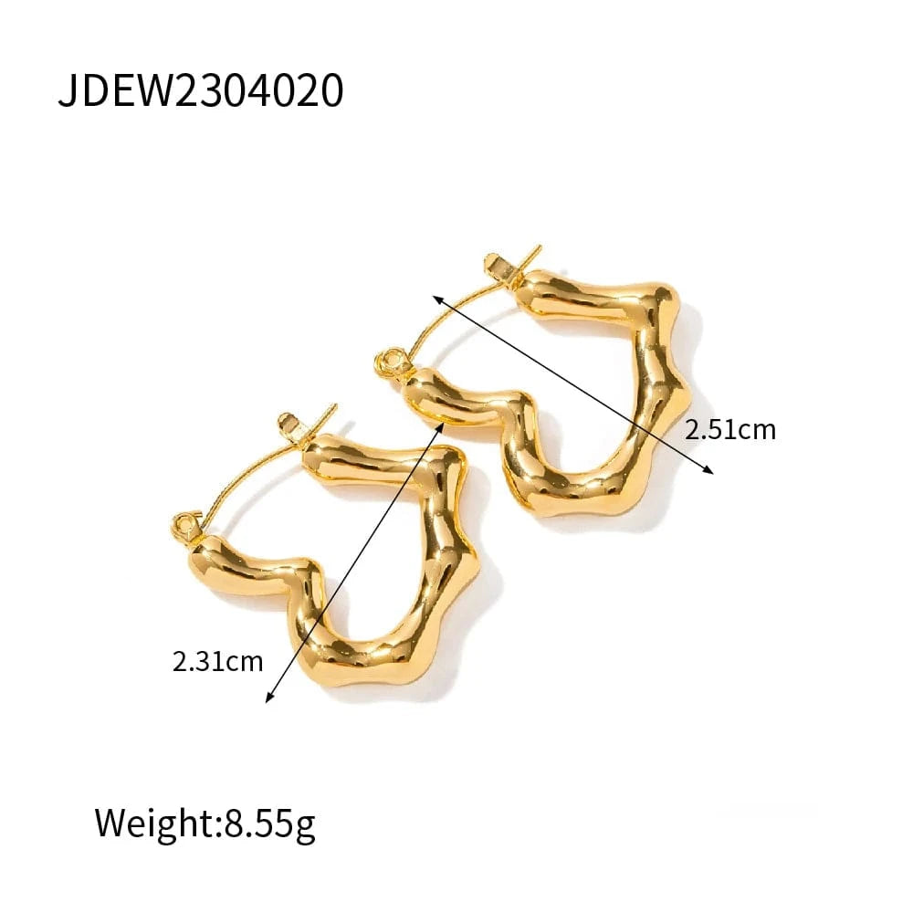 E2109 E2109 Charm Stainless Steel 18K Gold Plate Earrings Jewelry Bamboo Heart Stud Earrings for Women