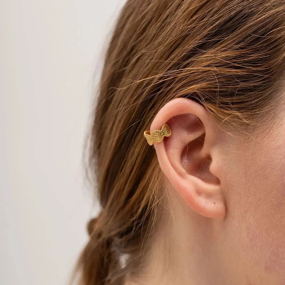 E2156 Jewelry Hollow Layers Trending Jewelry Products 18K Gold Plated Stainless Steel Wave Design Ear Clip