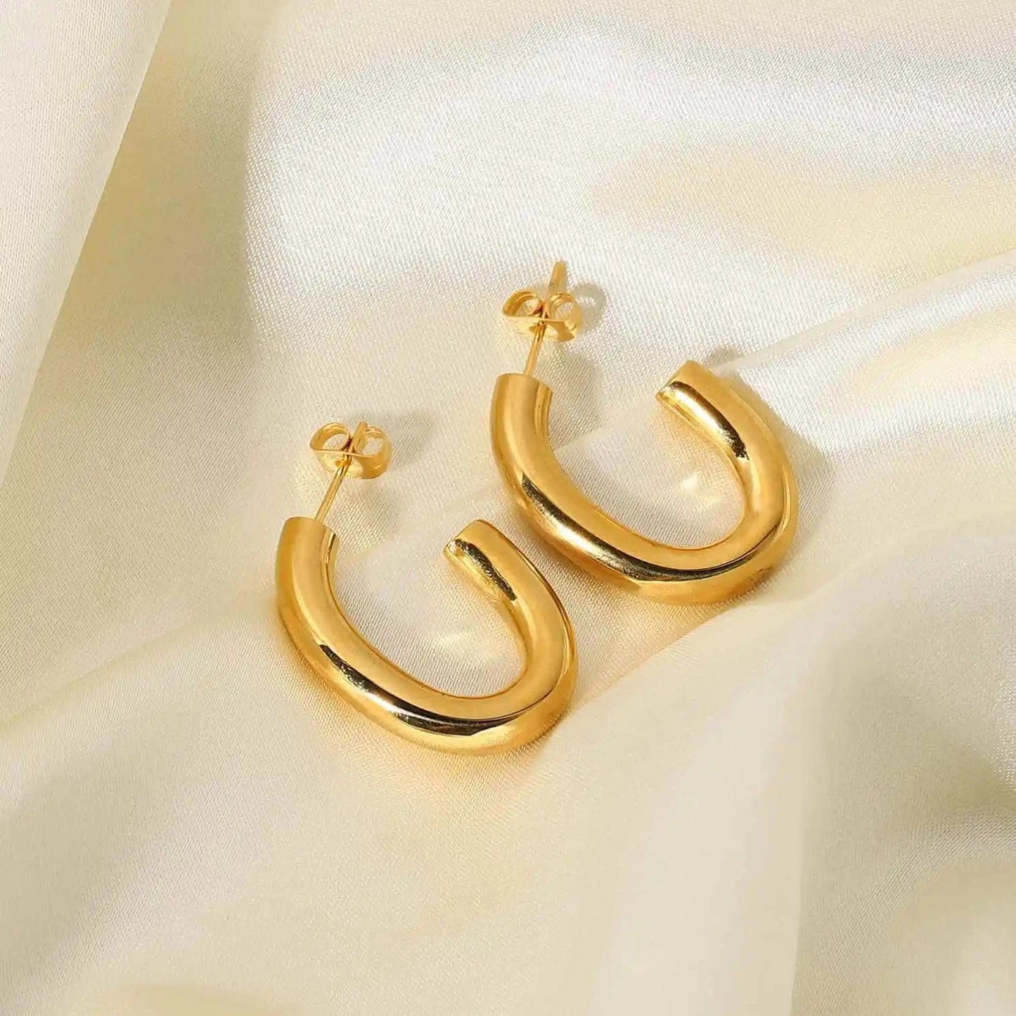 E2239 E2239 Water Proof 18K Gold Plated Stainless Steel Earrings Jewelry C Shaped Oval Huggie Earrings for Women