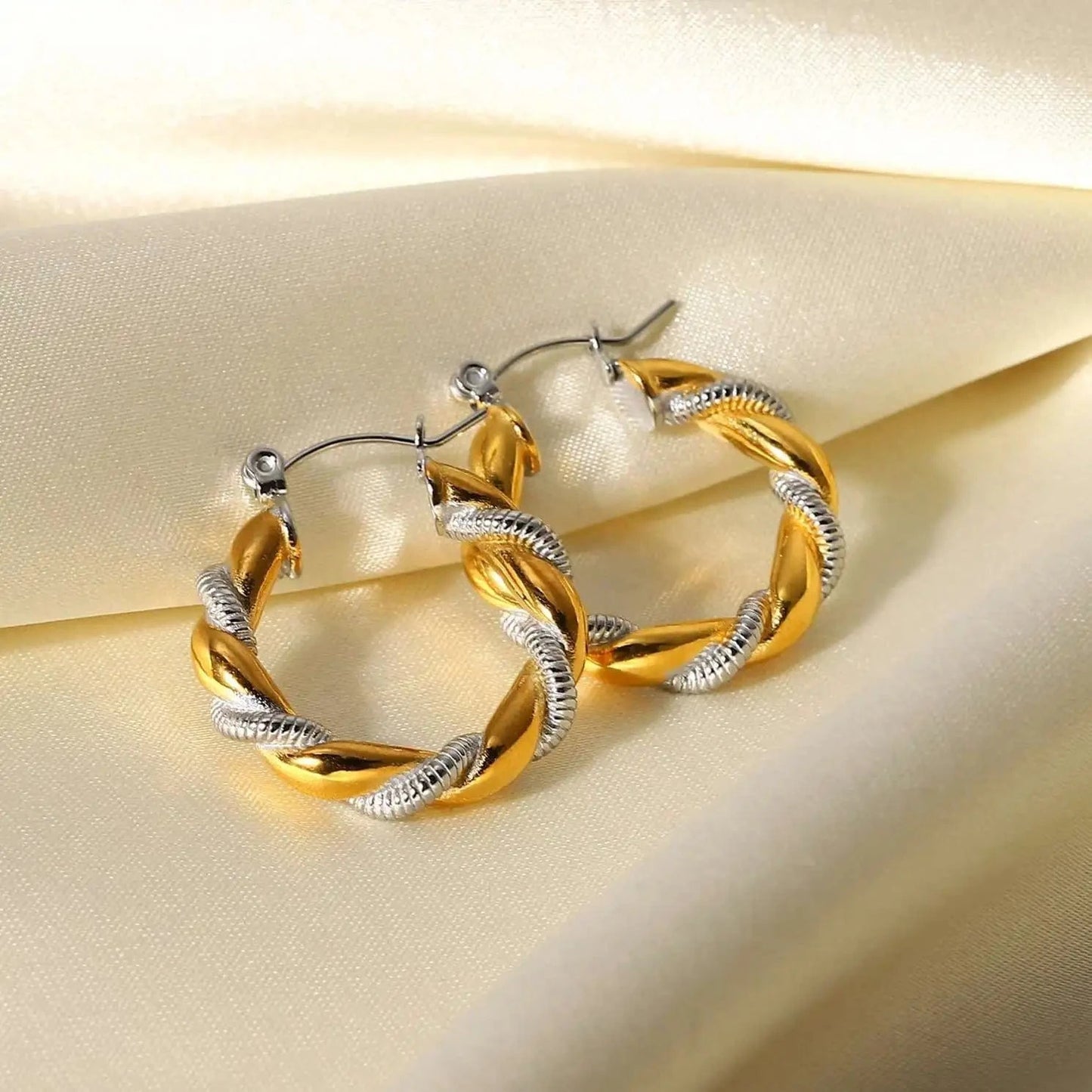 E2247 E2247 Waterproof Jewelry Stainless Steel Silver Croissant Earring Special Double Twisted Hoop Earring
