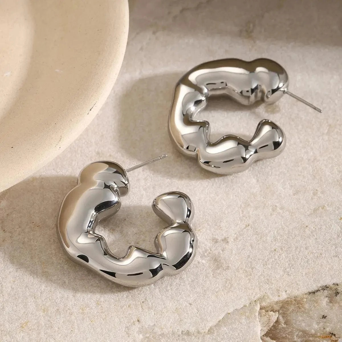 E2678 Jewelry CC Twist Hoop Earring 18K PVD Gold Plated Stainless Steel Irregular Circle Earring For Women