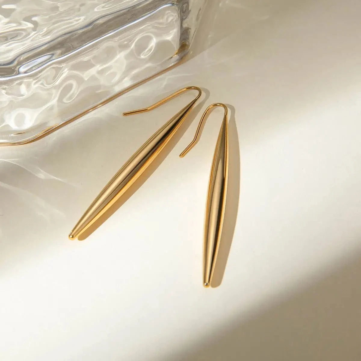 E2699 E2699 18K Gold Plated Stainless Steel Gold-colored Wolf Tooth Earrings