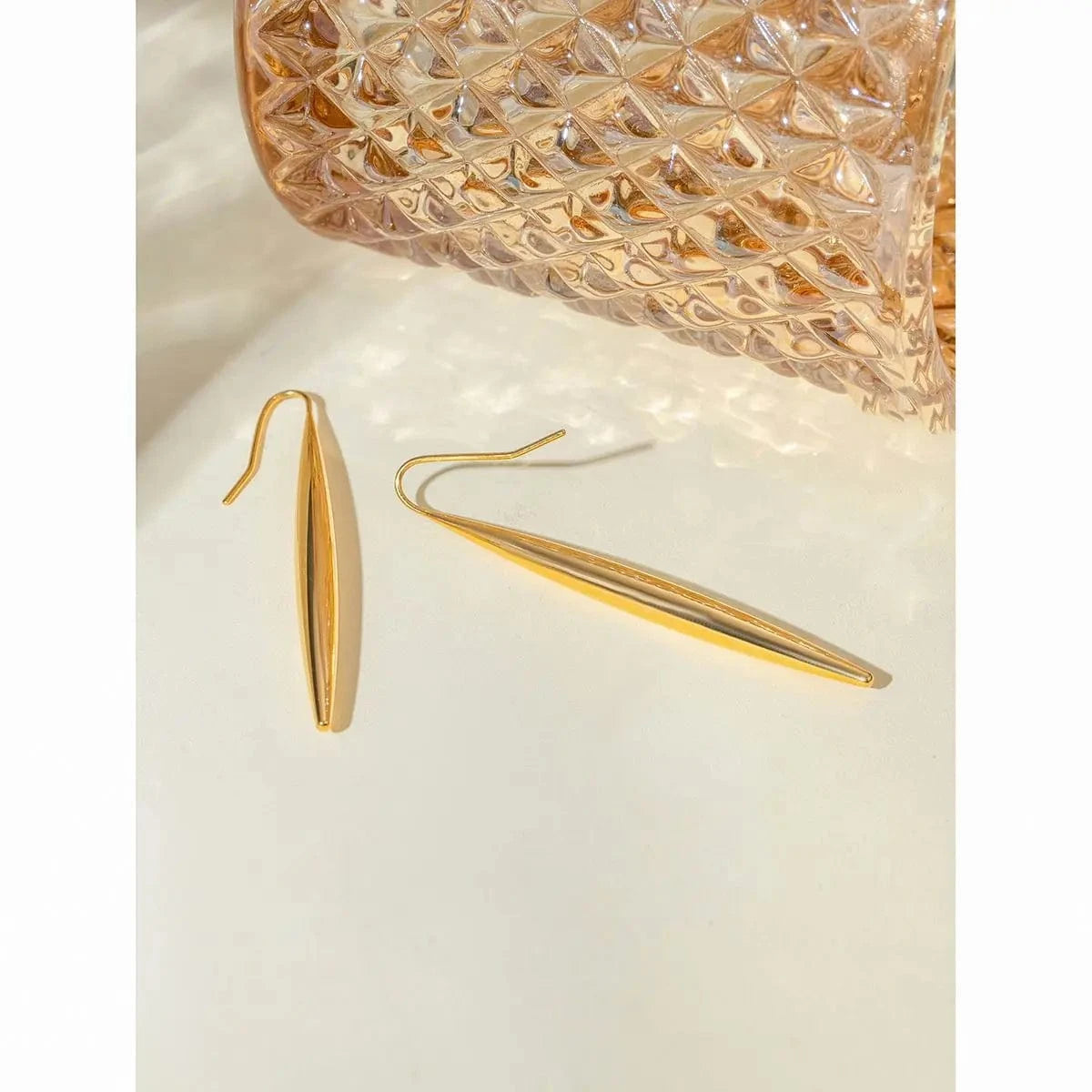 E2699 E2699 18K Gold Plated Stainless Steel Gold-colored Wolf Tooth Earrings