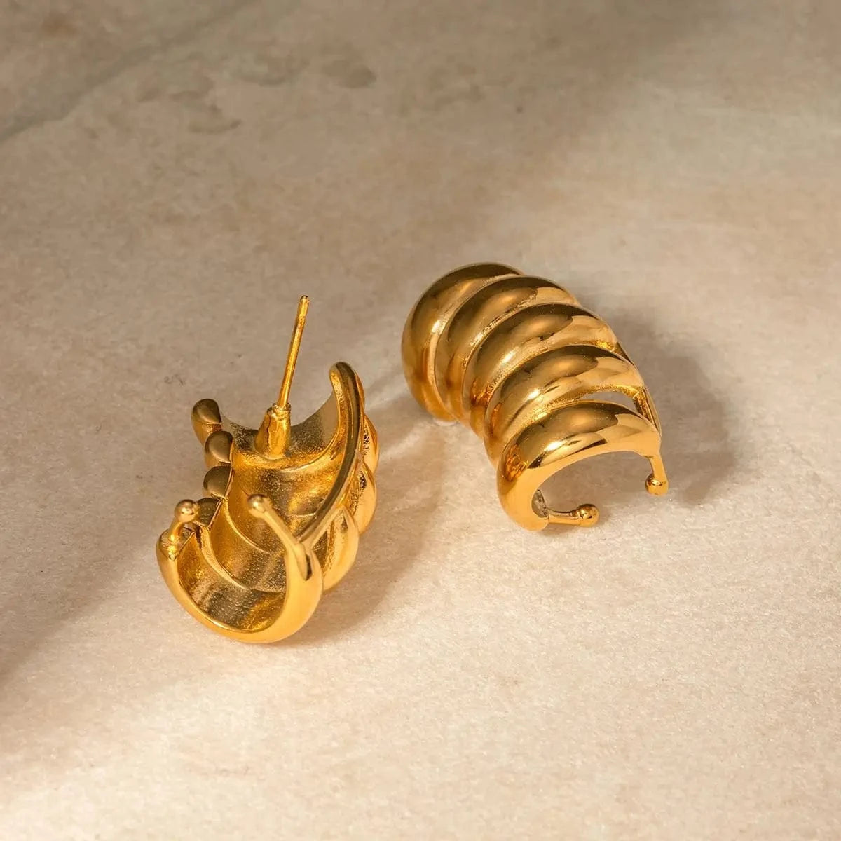 E2911 Unique Design Stainless Steel Gold Plated Stud Earrings 18K Striped Hollow Women Earrings