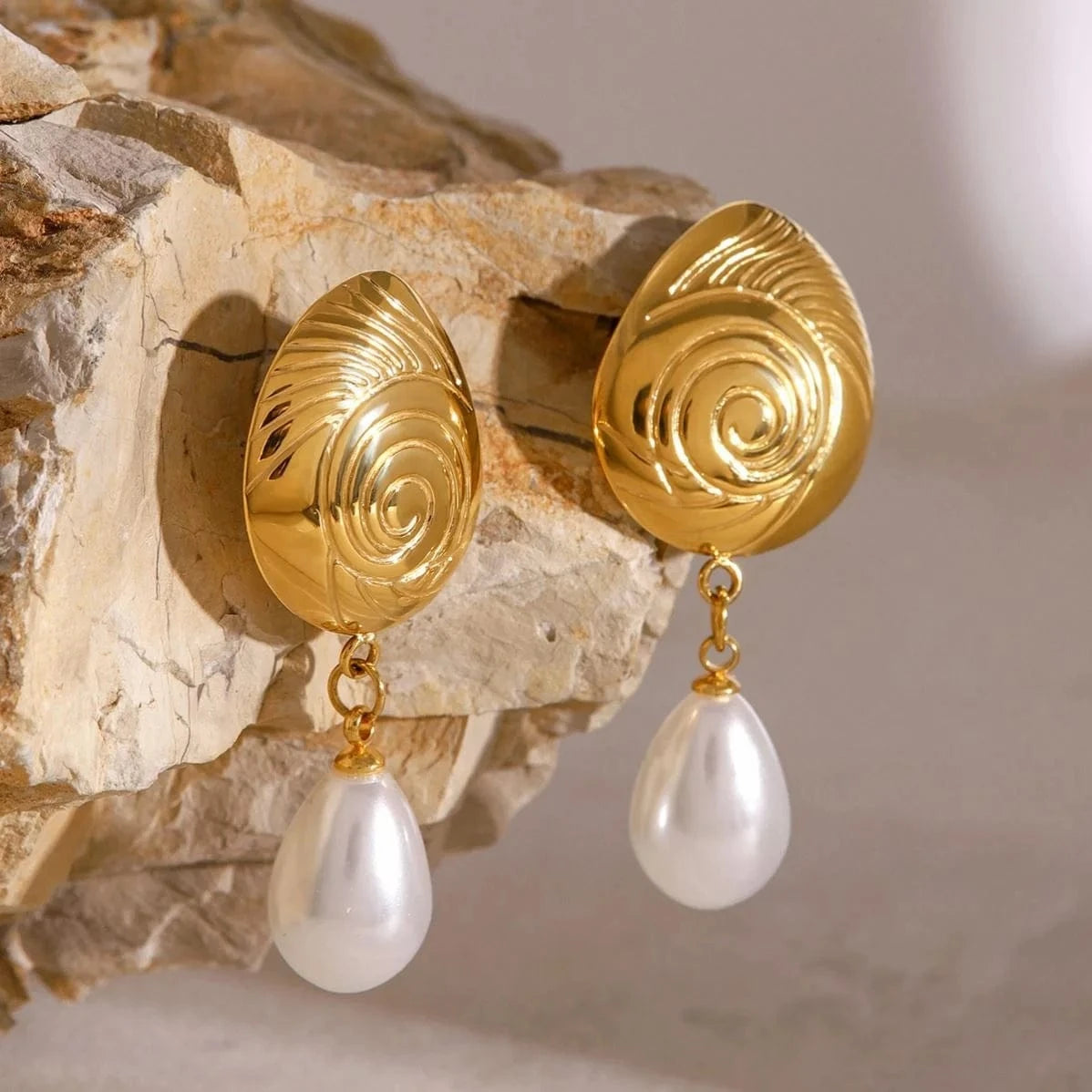 earrings Trendy / E2524 Gold Conch Texture Earrings with Water Drop Shell Pearl Pendant